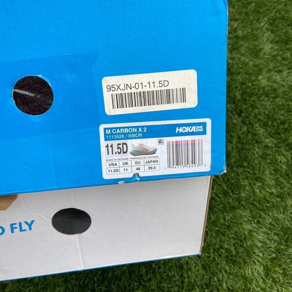 Hoka Carbon 2